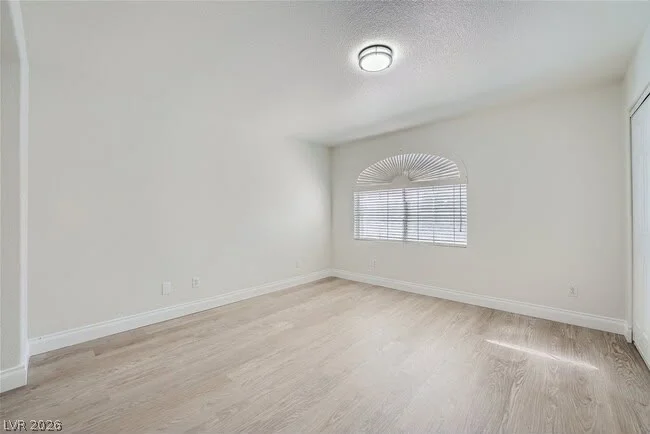 3328 Epson, Las Vegas, NV 89129