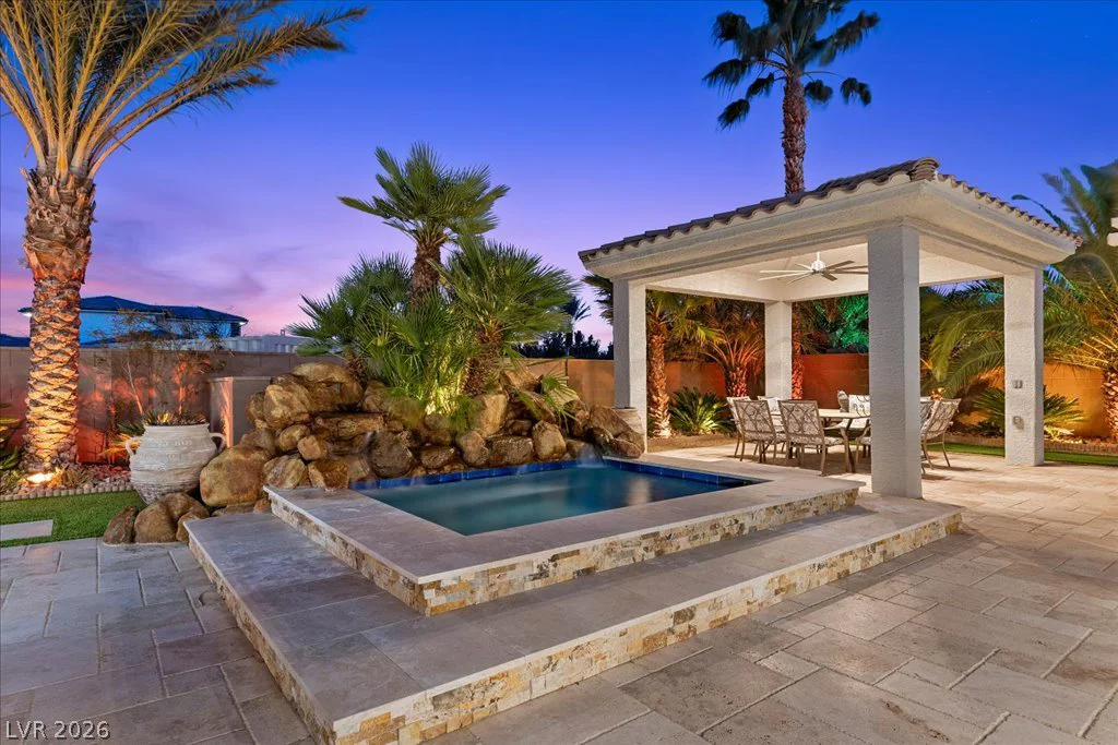 2204 Trident Maple, Las Vegas, NV 89117