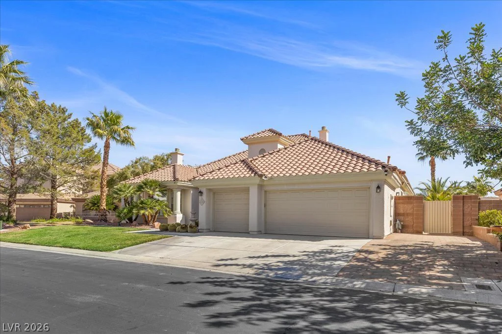 2204 Trident Maple, Las Vegas, NV 89117