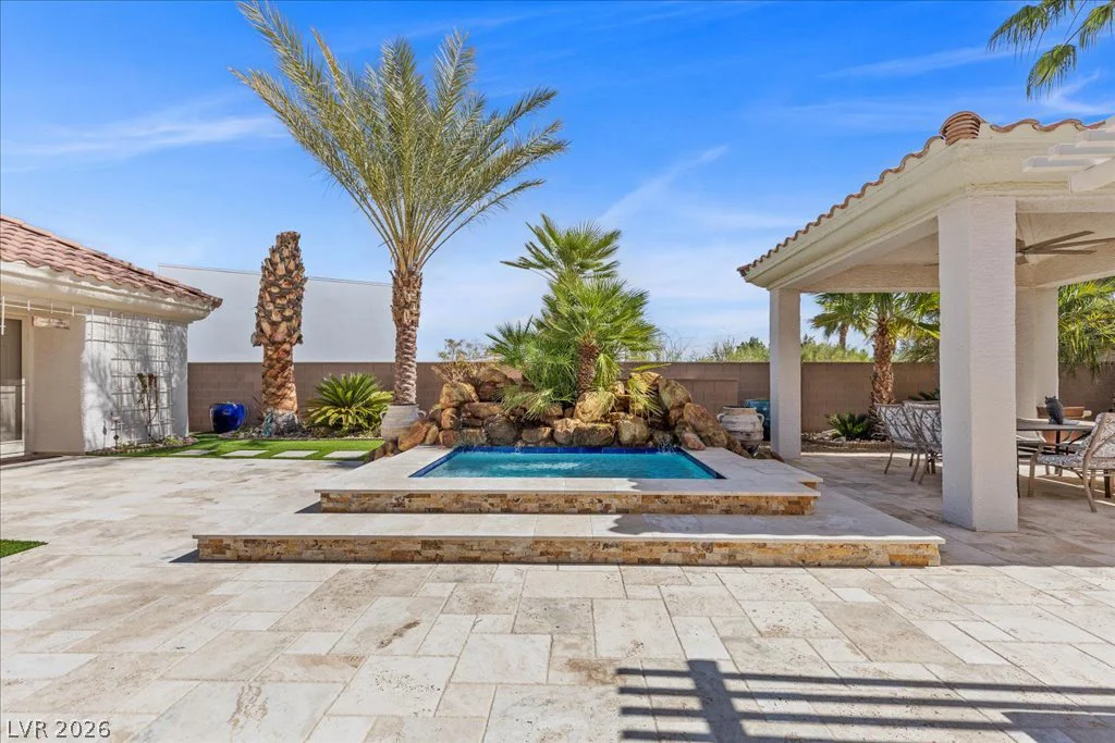 2204 Trident Maple, Las Vegas, NV 89117