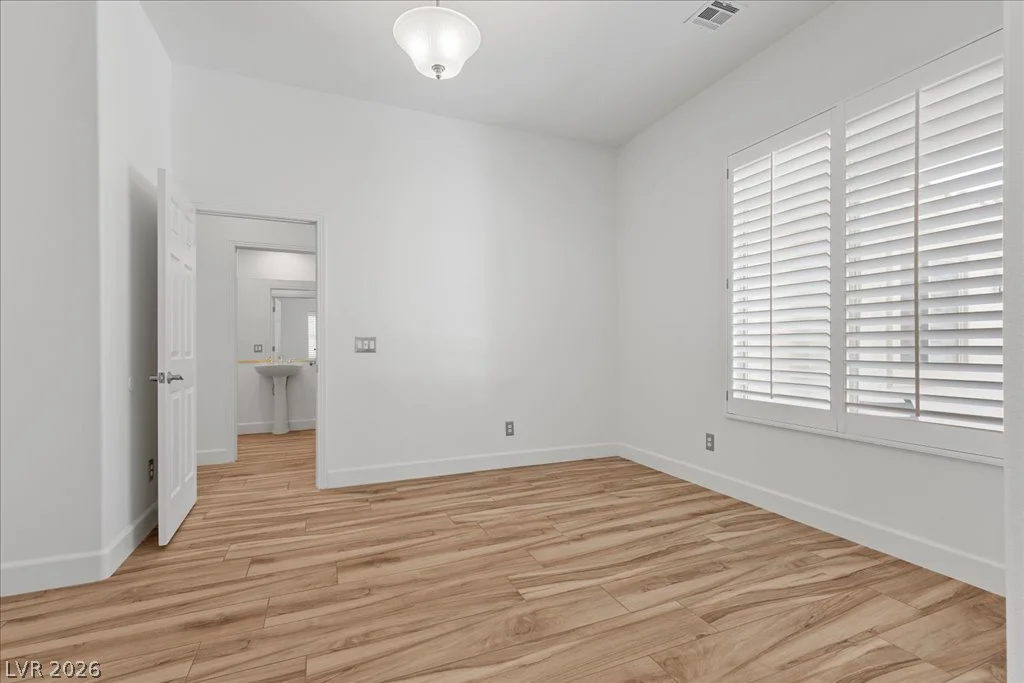 2204 Trident Maple, Las Vegas, NV 89117