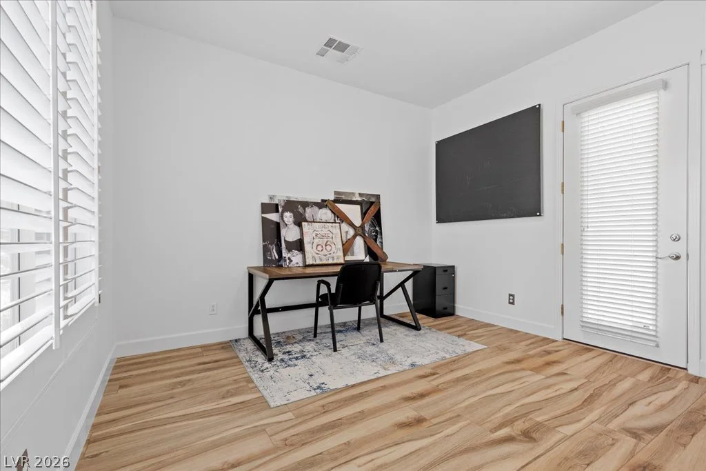 2204 Trident Maple, Las Vegas, NV 89117