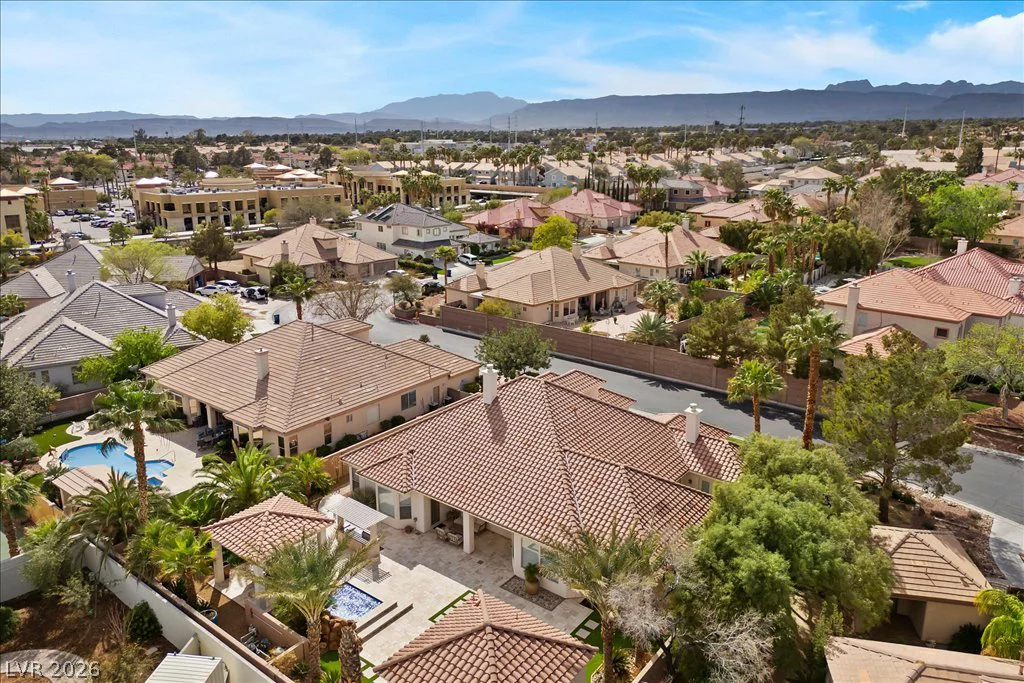 2204 Trident Maple, Las Vegas, NV 89117