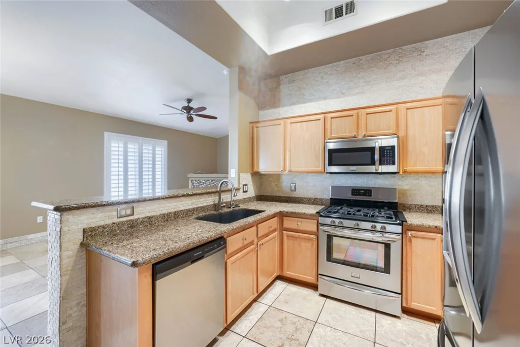 3545 Cactus Shadow, Las Vegas, NV 89129