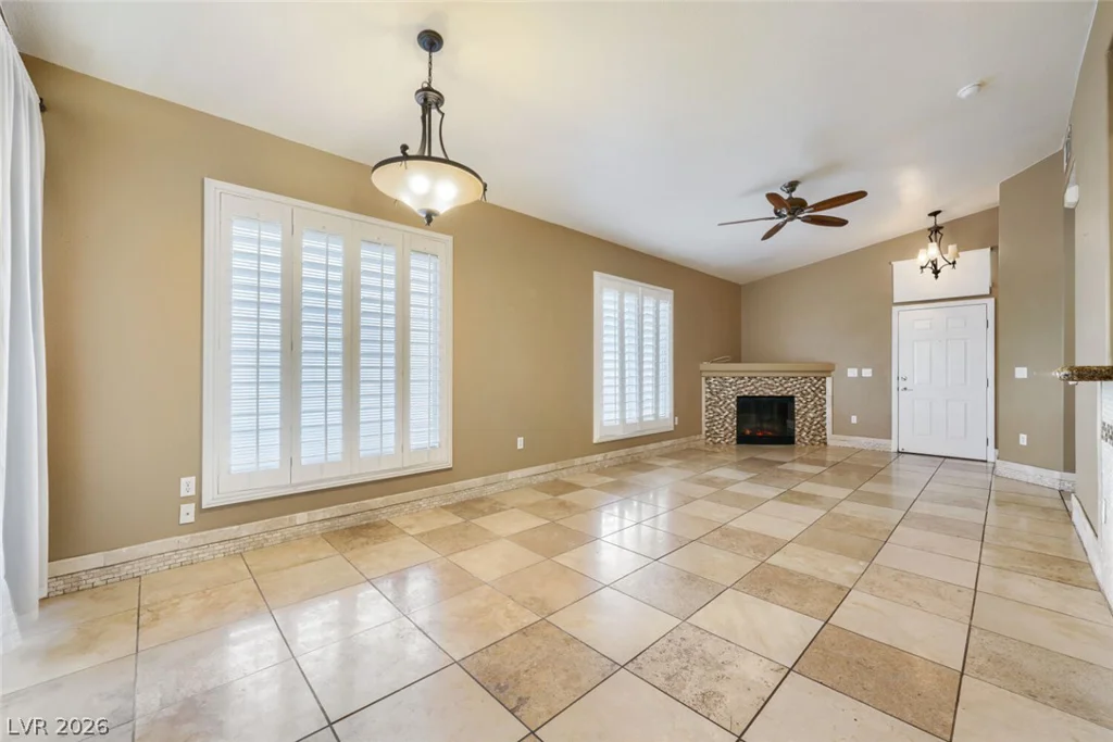 3545 Cactus Shadow, Las Vegas, NV 89129
