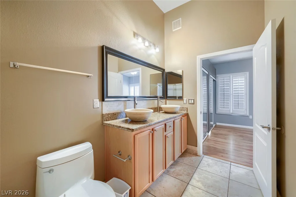 3545 Cactus Shadow, Las Vegas, NV 89129