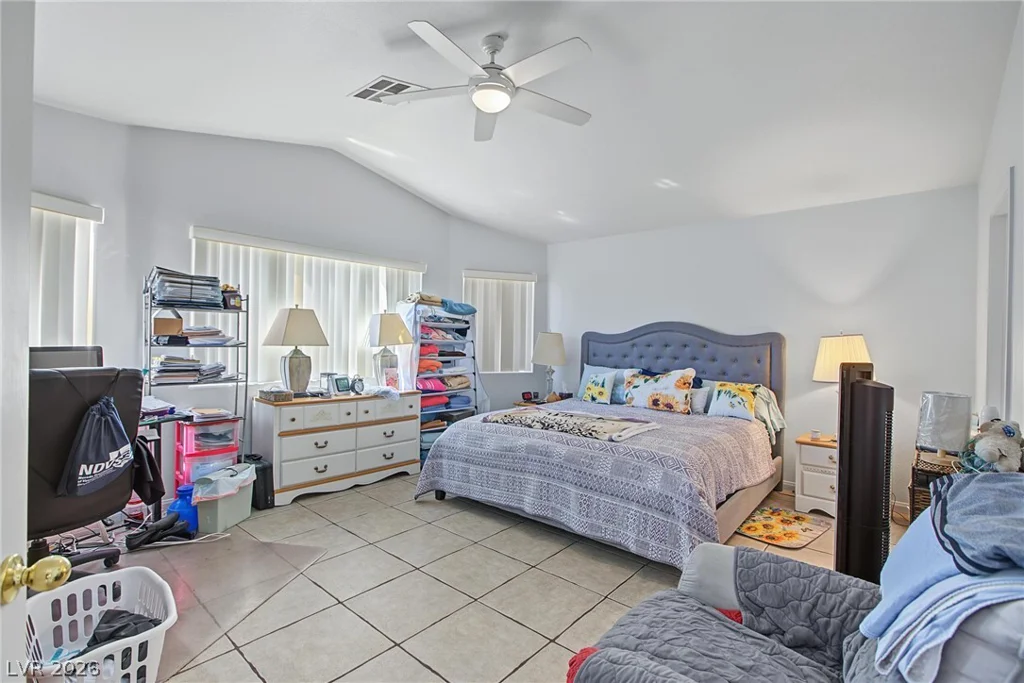 5643 Crowbush Cove, Las Vegas, NV 89122
