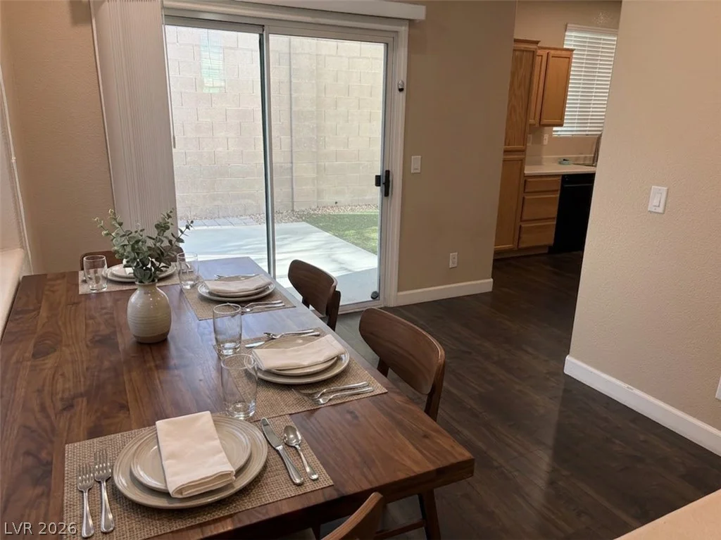 7653 Hampton Park, Las Vegas, NV 89113