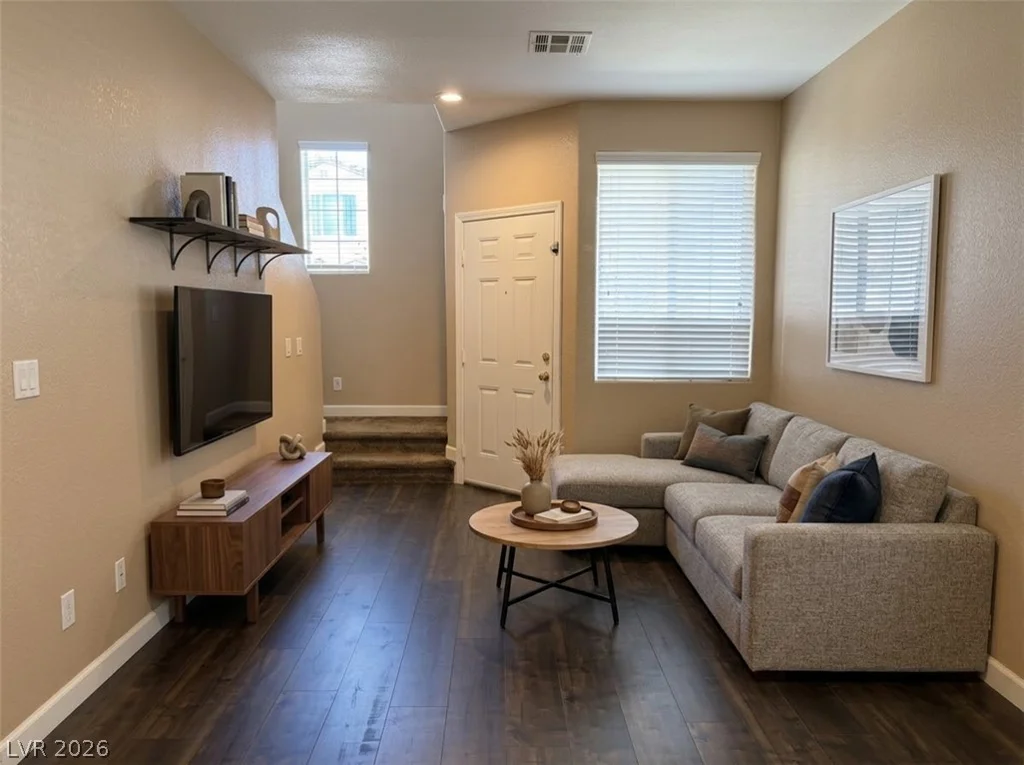 7653 Hampton Park, Las Vegas, NV 89113