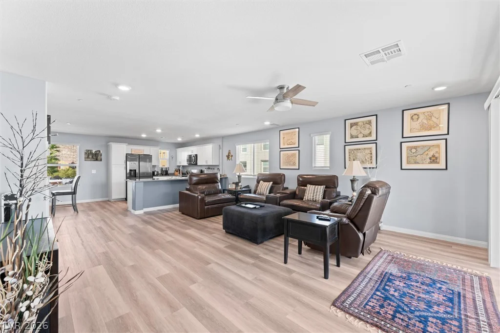 10059 Dazzling Sunrays, Las Vegas, NV 89129