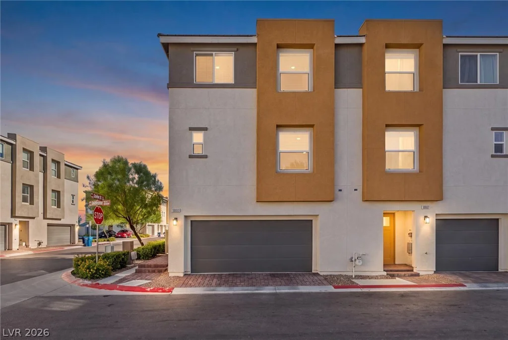10059 Dazzling Sunrays, Las Vegas, NV 89129