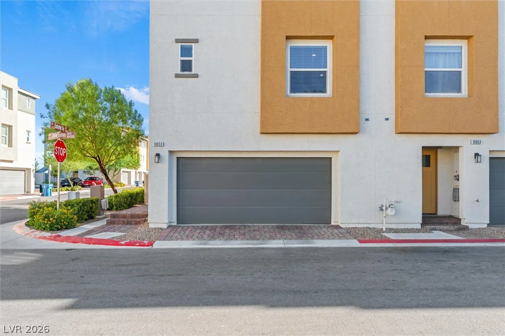 10059 Dazzling Sunrays, Las Vegas, NV 89129