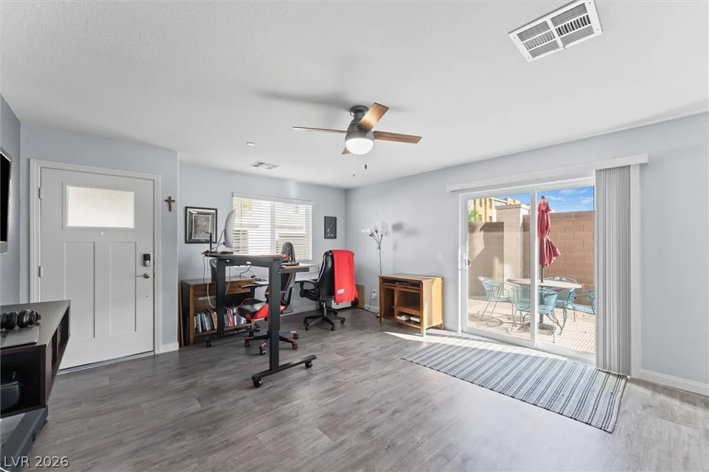 10059 Dazzling Sunrays, Las Vegas, NV 89129