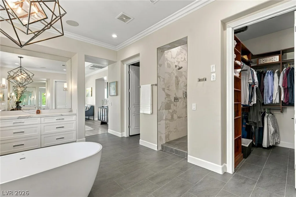 36 Tapadero, Las Vegas, NV 89135
