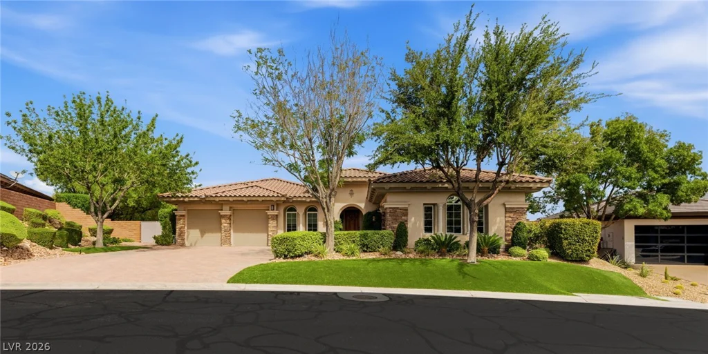 36 Tapadero, Las Vegas, NV 89135