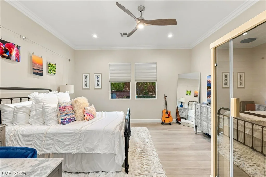36 Tapadero, Las Vegas, NV 89135