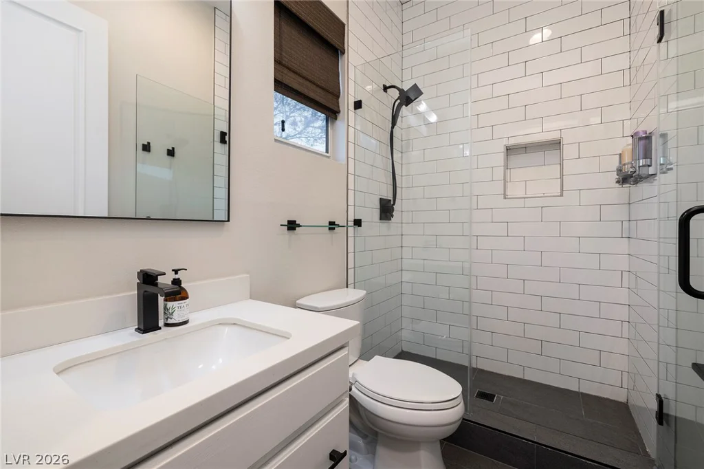 36 Tapadero, Las Vegas, NV 89135