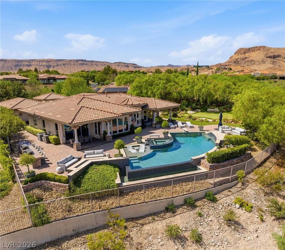 36 Tapadero, Las Vegas, NV 89135