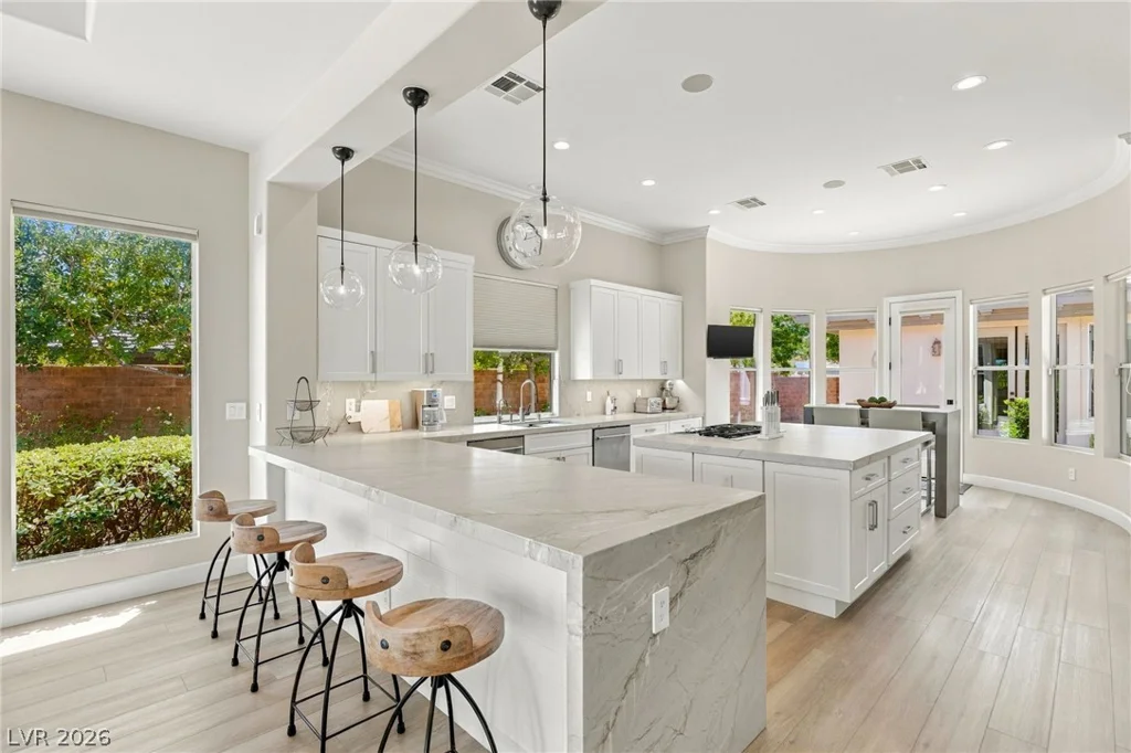 36 Tapadero, Las Vegas, NV 89135