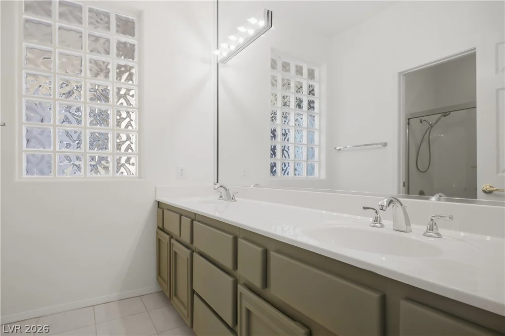 3156 Faiss, Las Vegas, NV 89134