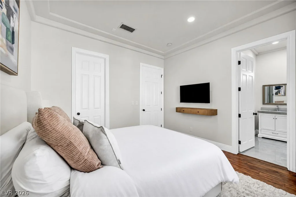 8805 Spanish Mountain, Las Vegas, NV 89148