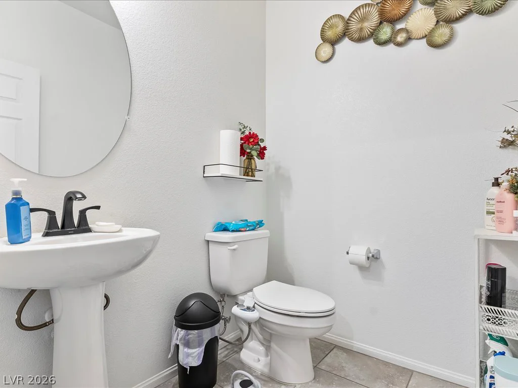 6082 Rose Springs, Las Vegas, NV 89130