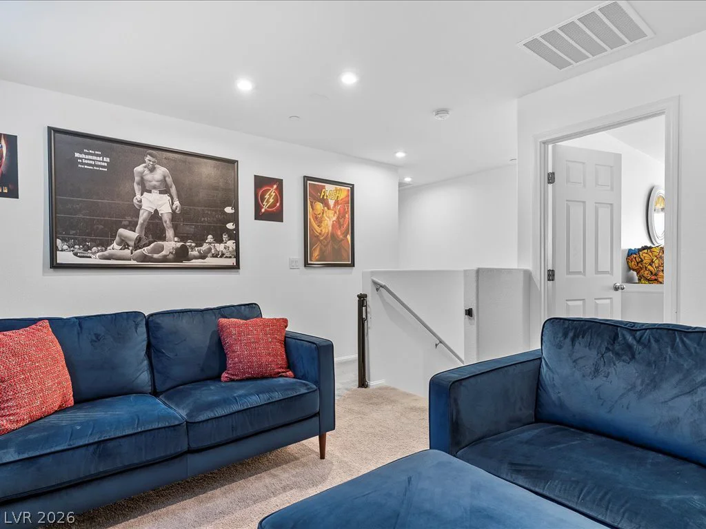 6082 Rose Springs, Las Vegas, NV 89130