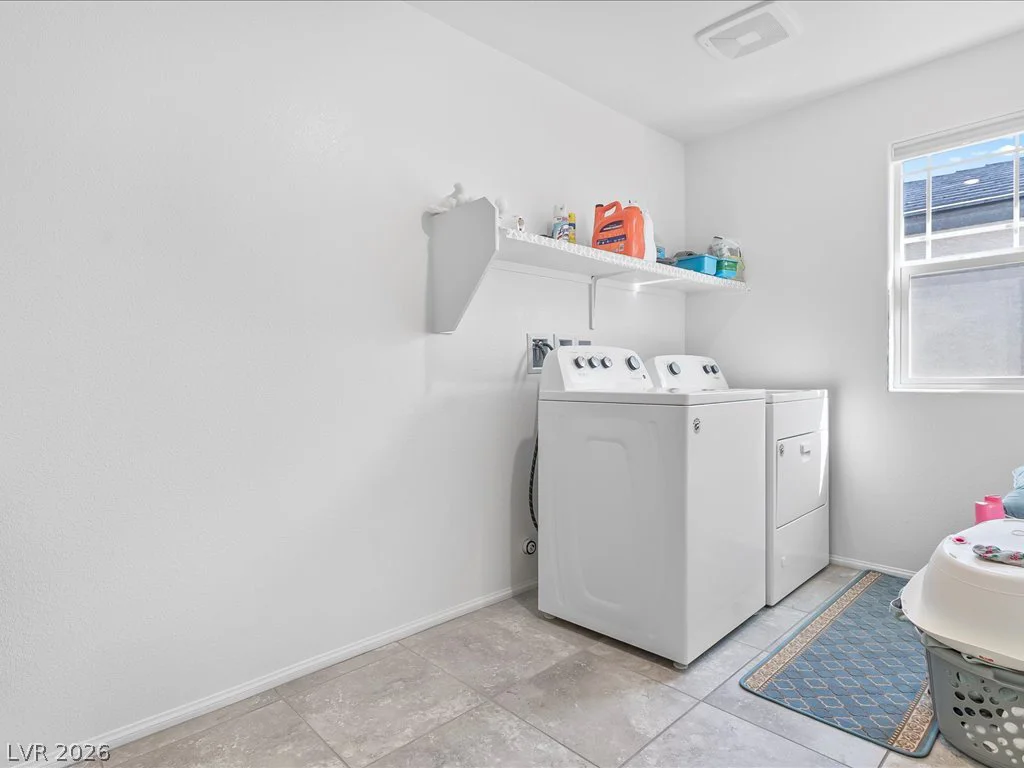 6082 Rose Springs, Las Vegas, NV 89130
