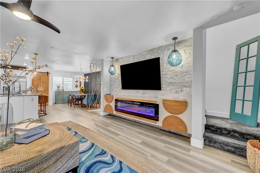 12302 Dusk Blue, Las Vegas, NV 89183