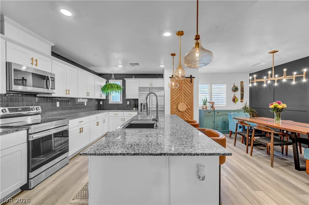 12302 Dusk Blue, Las Vegas, NV 89183