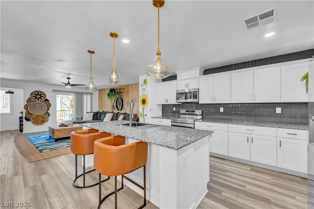 12302 Dusk Blue, Las Vegas, NV 89183