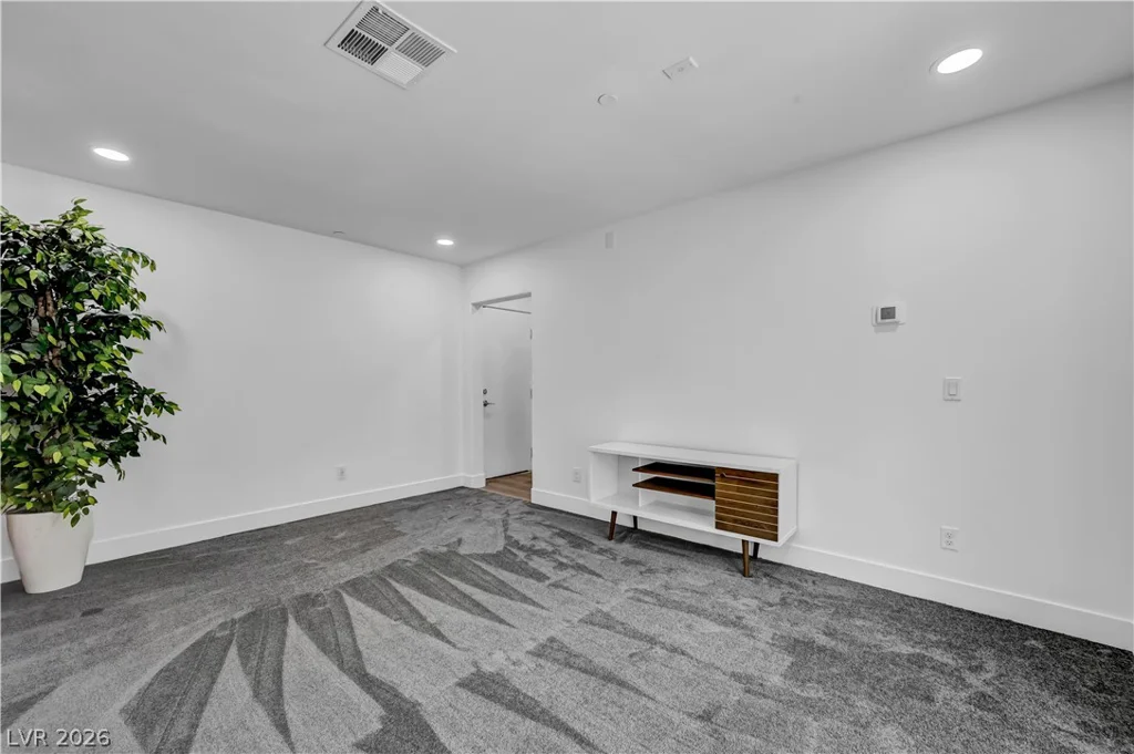 12302 Dusk Blue, Las Vegas, NV 89183