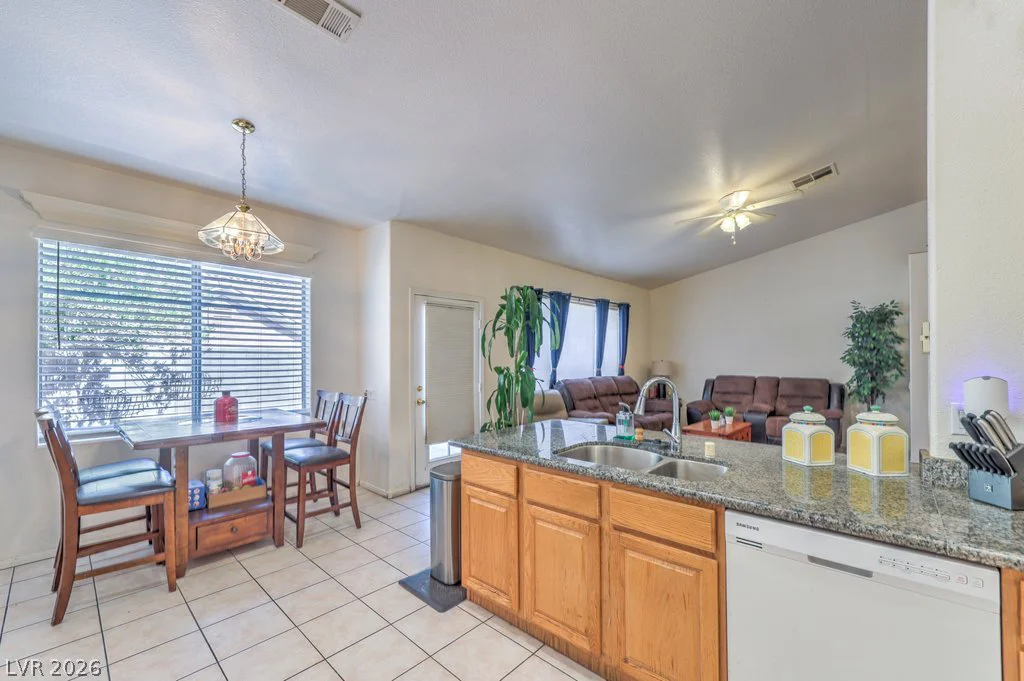 8628 Highland View, Las Vegas, NV 89145