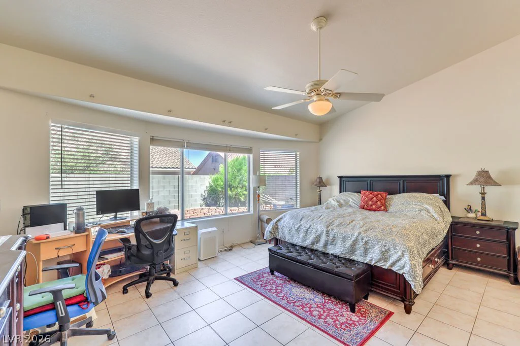 8628 Highland View, Las Vegas, NV 89145