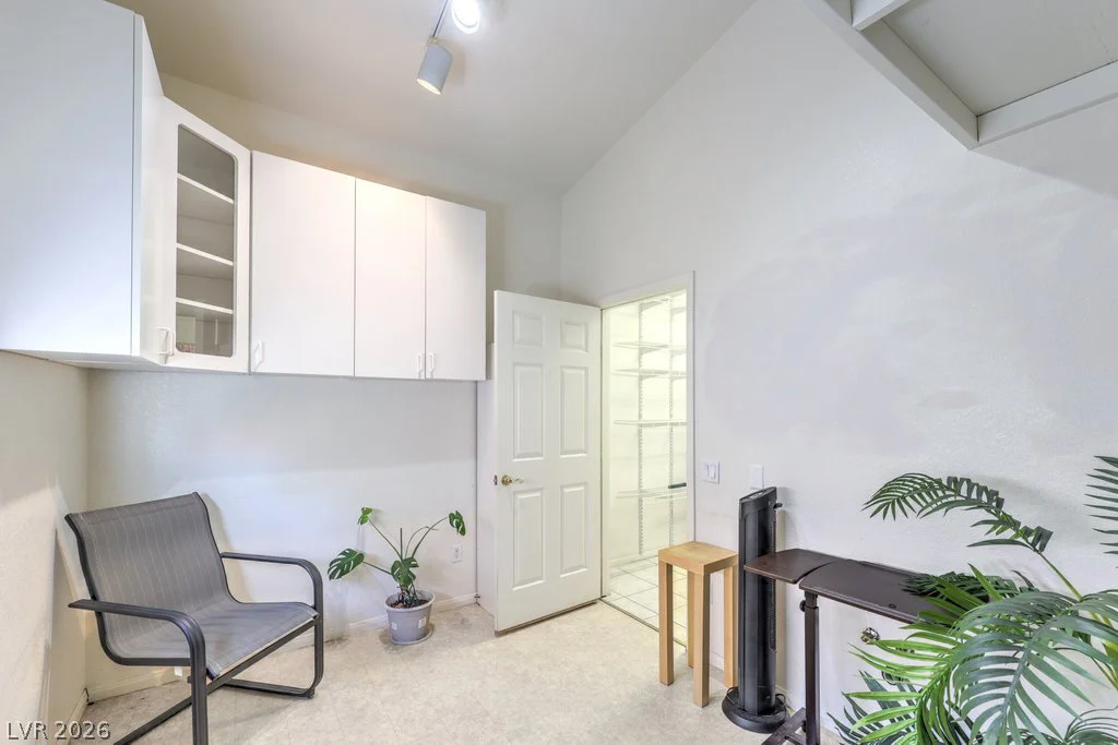 8628 Highland View, Las Vegas, NV 89145