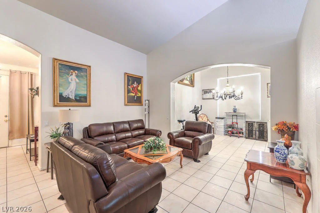 8628 Highland View, Las Vegas, NV 89145