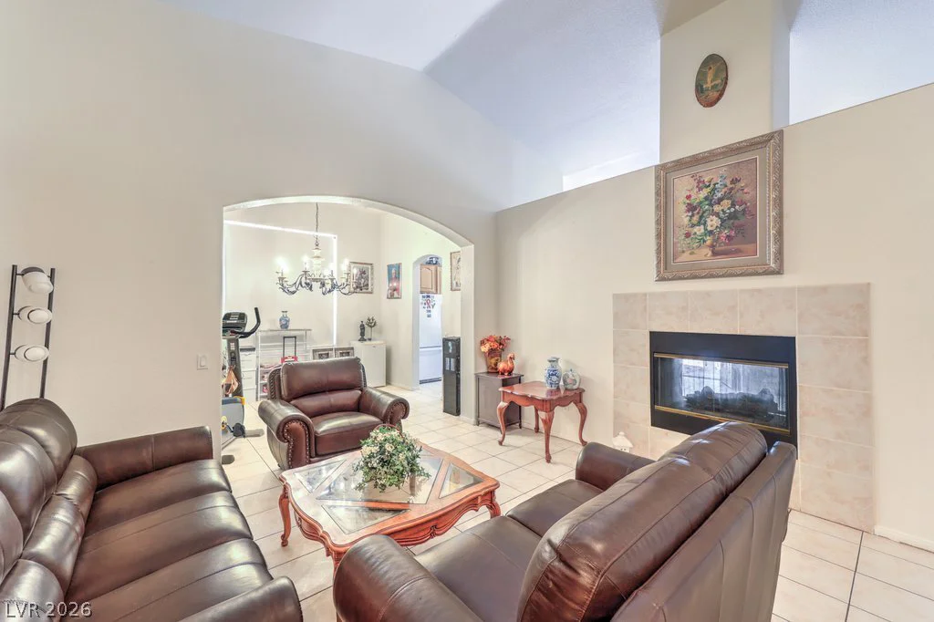 8628 Highland View, Las Vegas, NV 89145