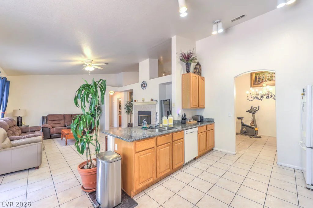 8628 Highland View, Las Vegas, NV 89145