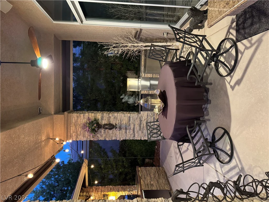 304 Highland Mesa, Las Vegas, NV 89144