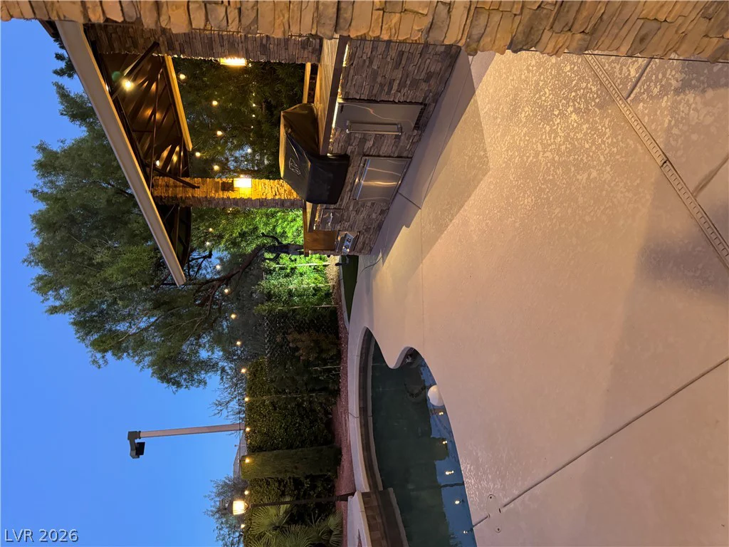 304 Highland Mesa, Las Vegas, NV 89144