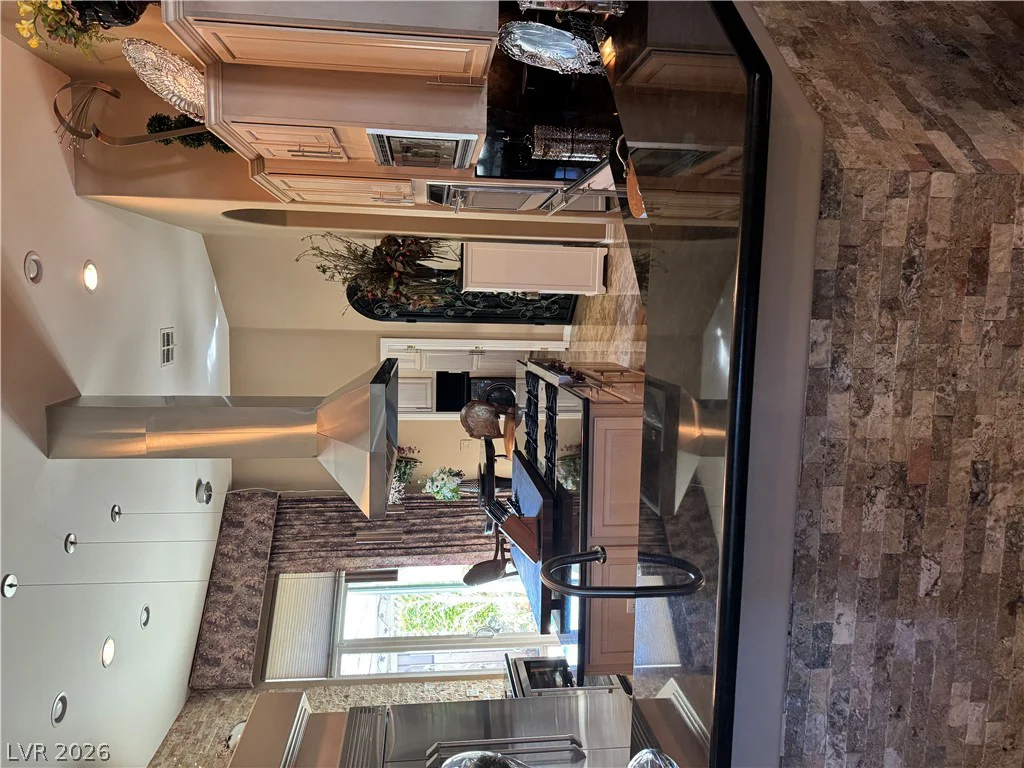 304 Highland Mesa, Las Vegas, NV 89144