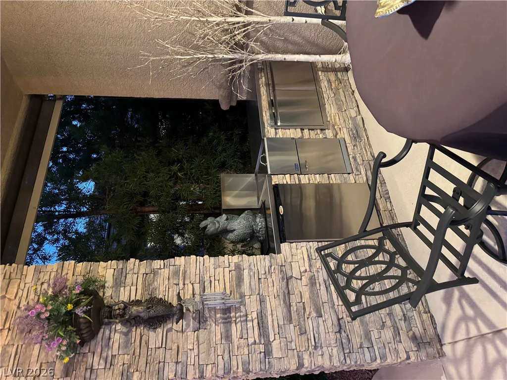 304 Highland Mesa, Las Vegas, NV 89144