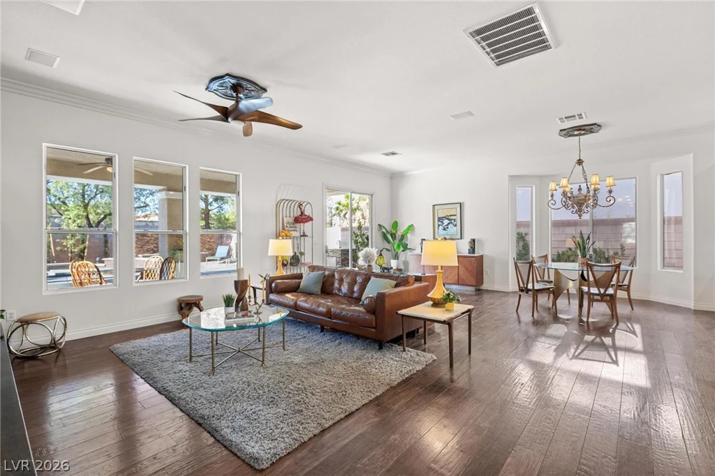 8088 Dark Hollow, Las Vegas, NV 89117