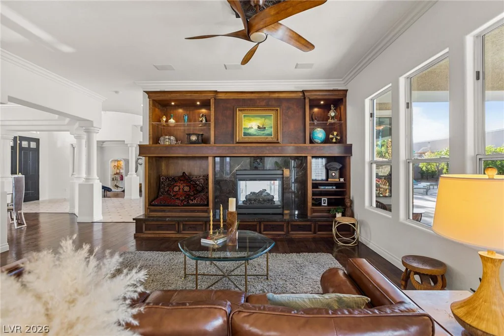8088 Dark Hollow, Las Vegas, NV 89117