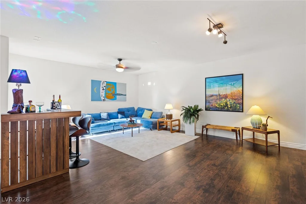 8088 Dark Hollow, Las Vegas, NV 89117