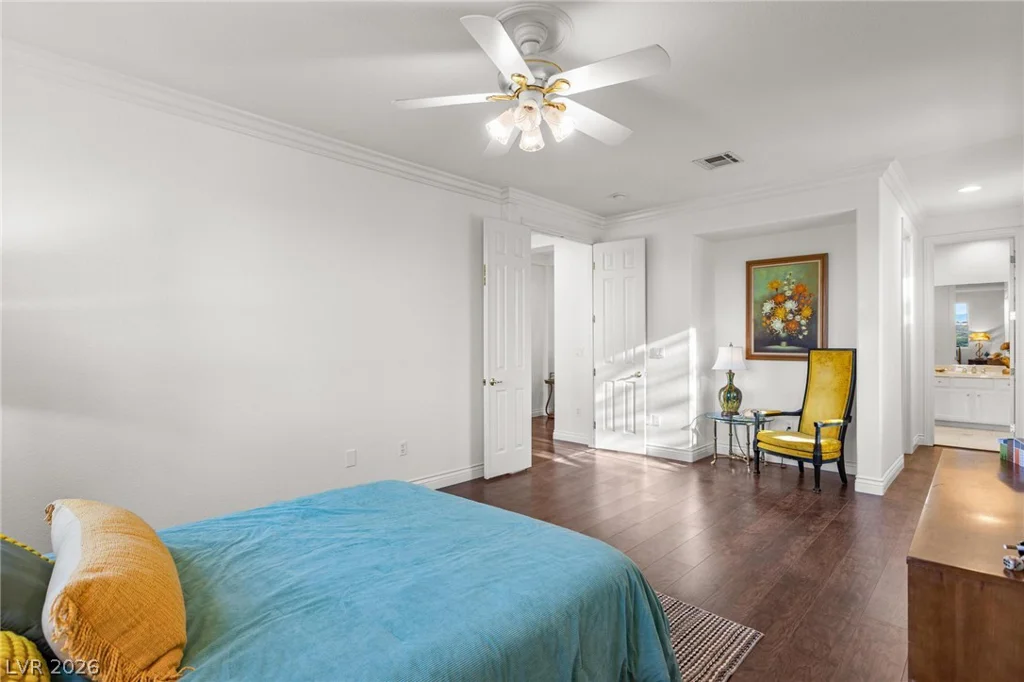 8088 Dark Hollow, Las Vegas, NV 89117