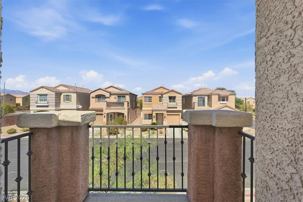 6073 Lazarro, Las Vegas, NV 89139
