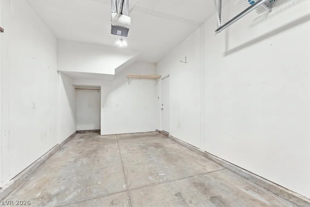 6073 Lazarro, Las Vegas, NV 89139