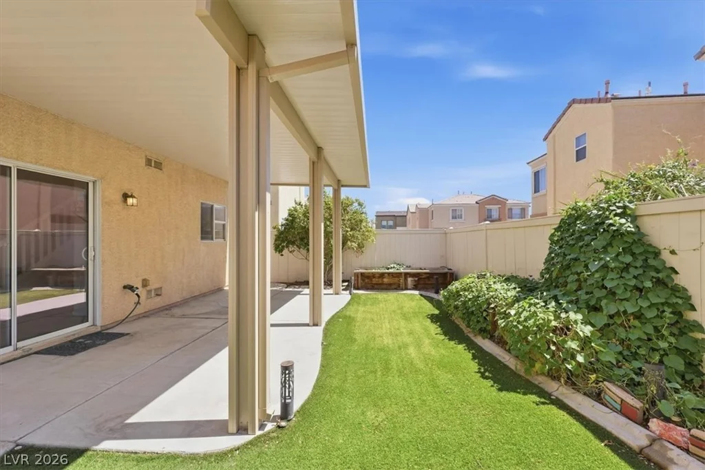 6073 Lazarro, Las Vegas, NV 89139