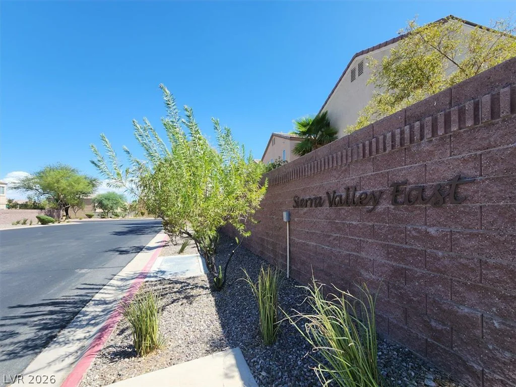 6073 Lazarro, Las Vegas, NV 89139